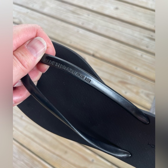 Tory Burch Chelsea Flip Flops - Picture 6 of 6